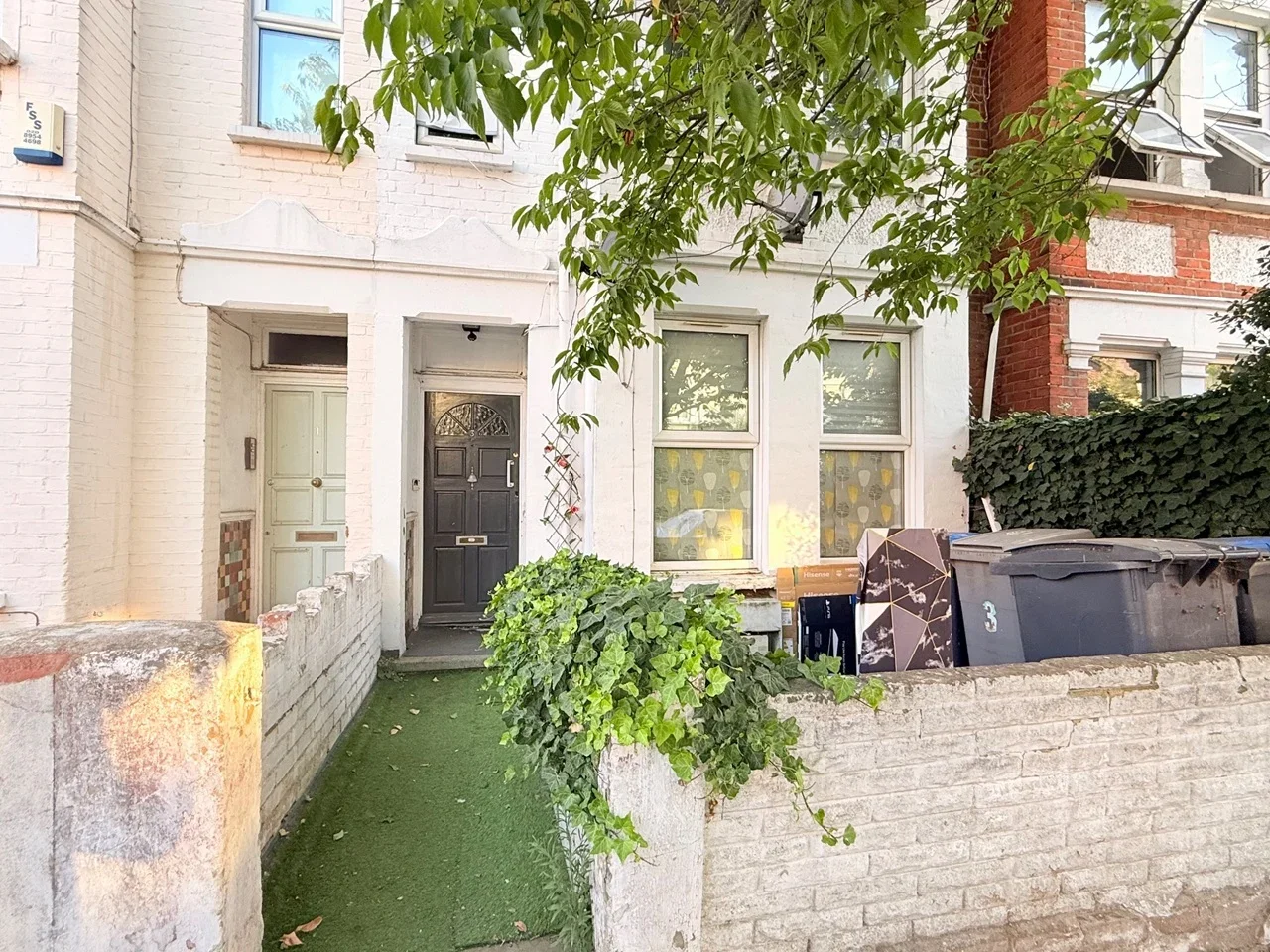 House Windsor Road in Greater London