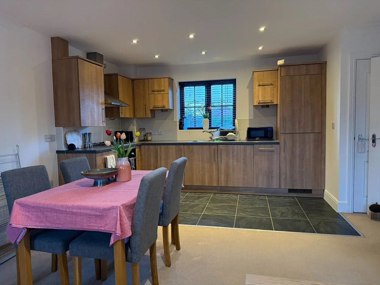 Flat Ladbroke Grove in Milton Keynes