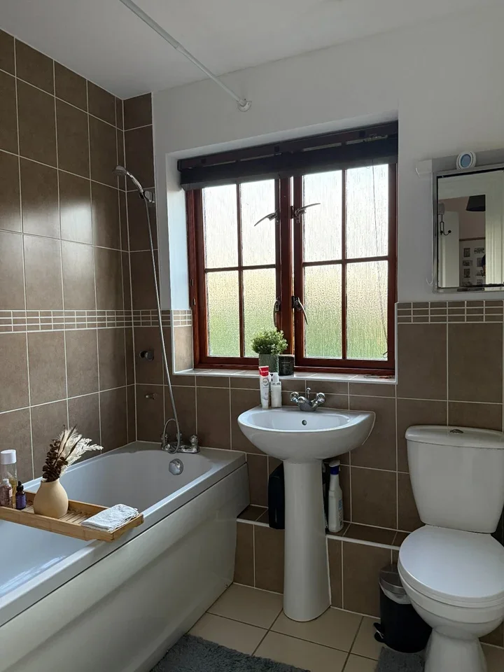 Flat Ladbroke Grove in Milton Keynes