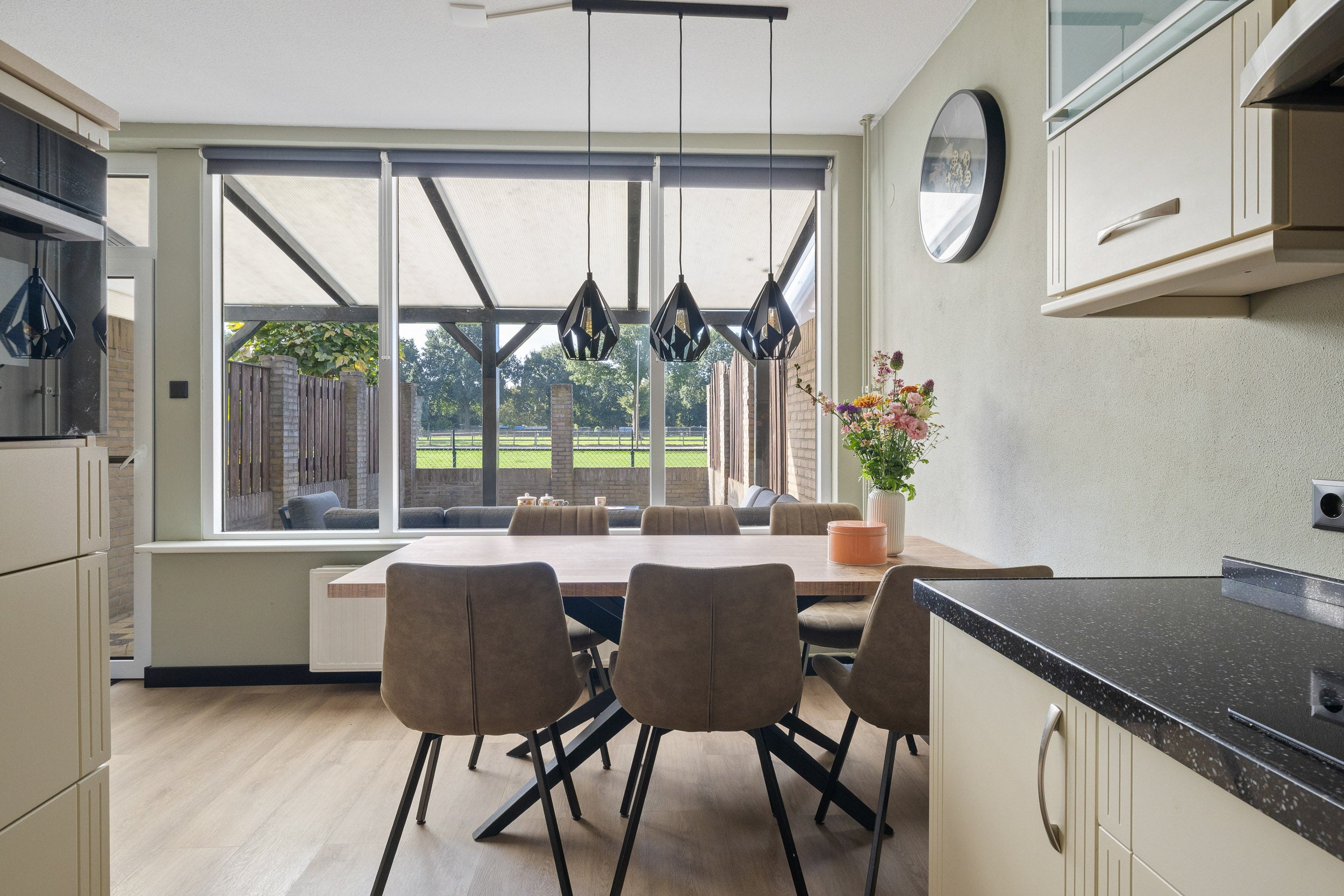 Tussenwoning te koop: Gouverneur Houbenstraat 46, Panningen