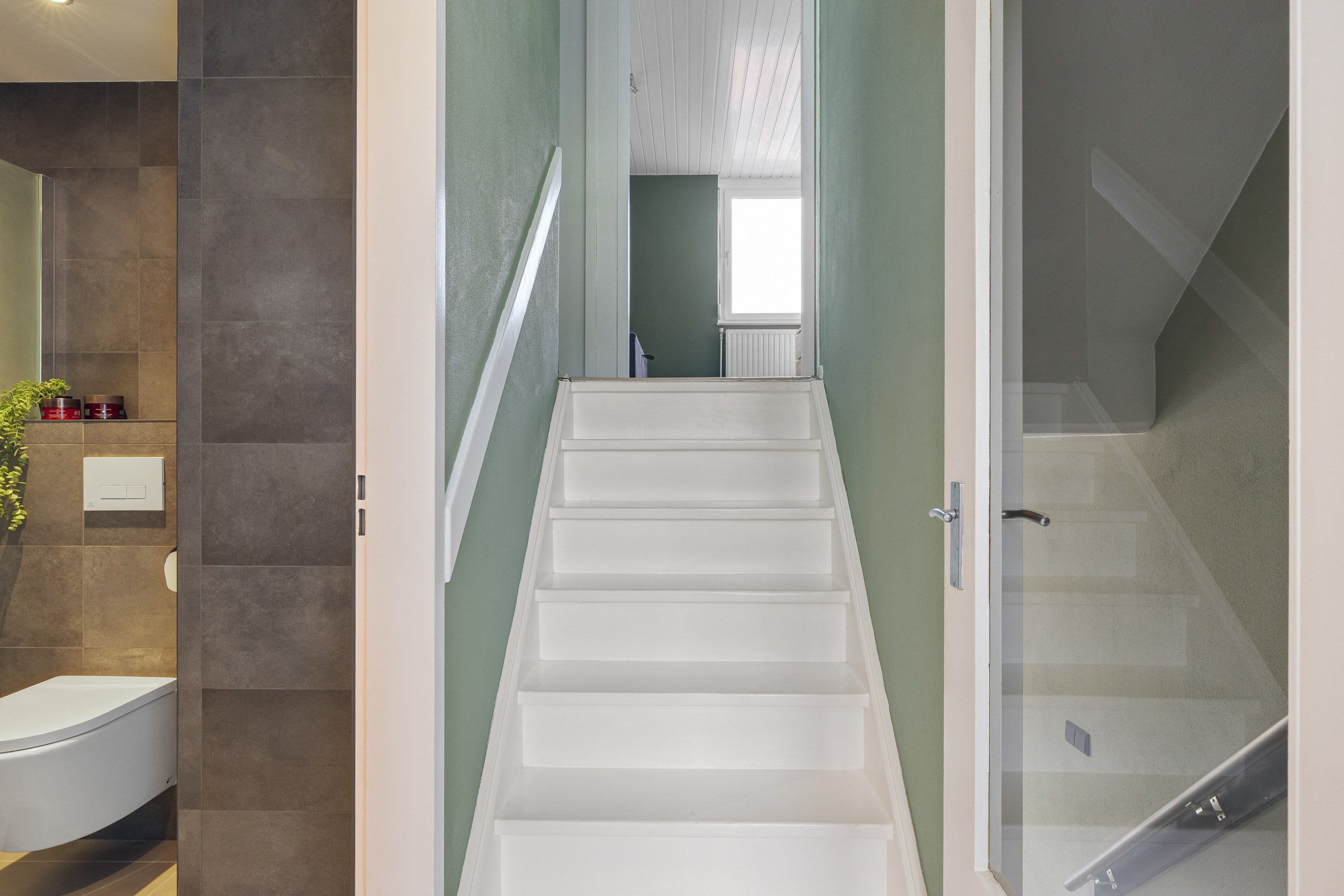 Tussenwoning te koop: Gouverneur Houbenstraat 46, Panningen