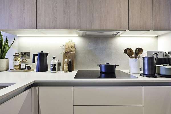 Flat Lanchester Way in Greater London