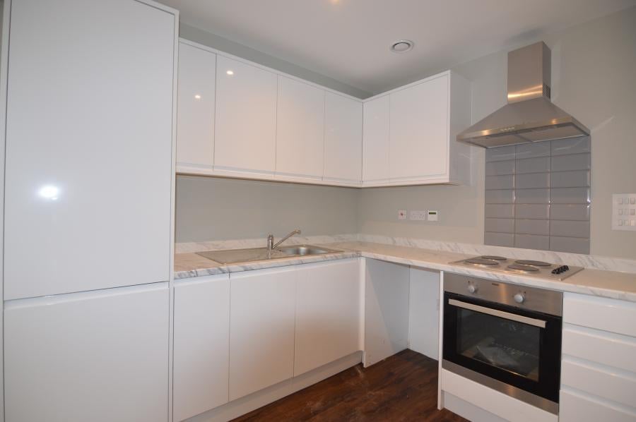Flat Central Walk in Wokingham