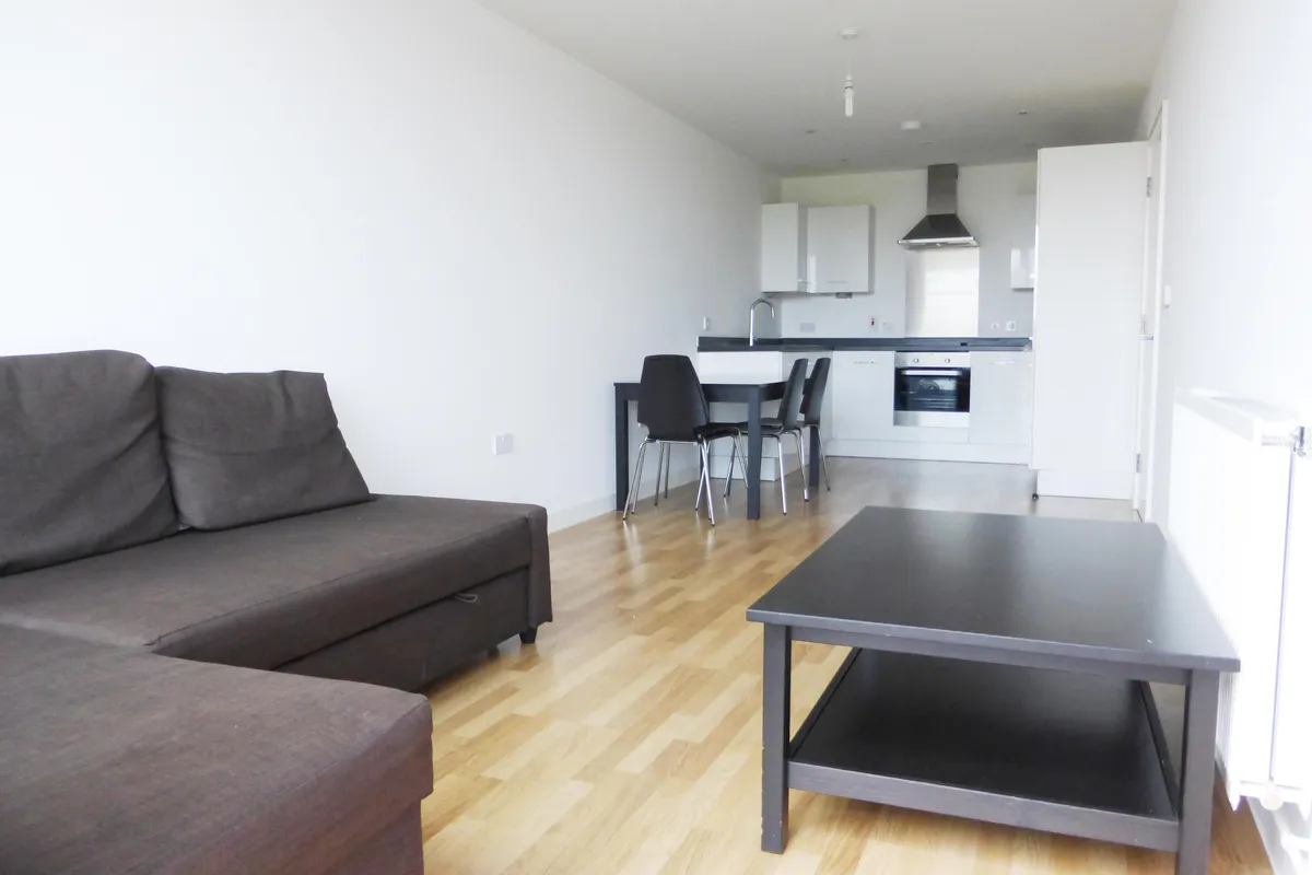 Flat Bloemfontein Road in Greater London