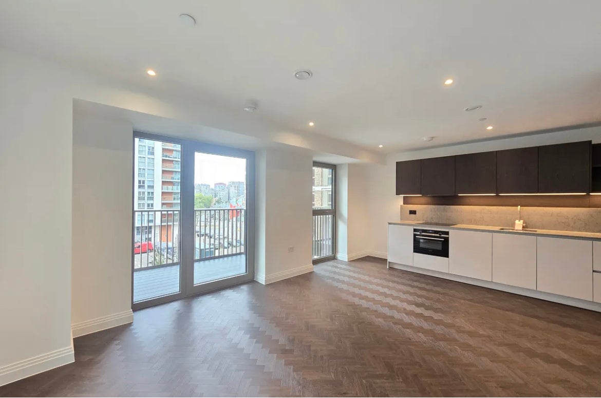 Flat Laura Place in Greater London
