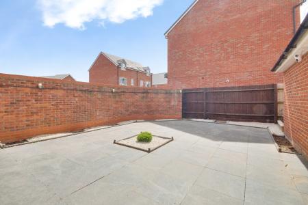 House Millstone Way in Gloucester