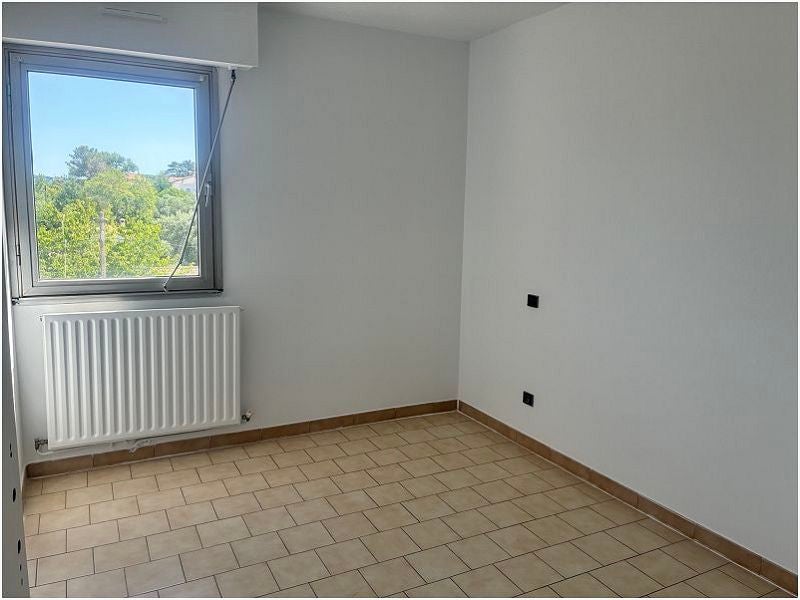Flat Rue Jules Renard in Alès