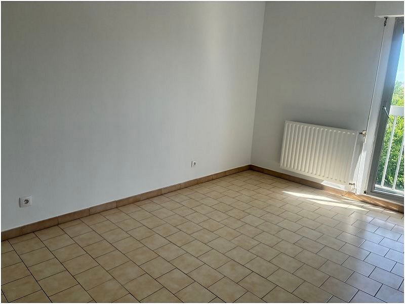 Flat Rue Jules Renard in Alès
