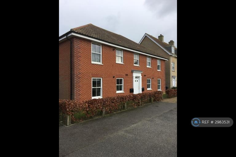 Flat Hillfield Court in East Suffolk