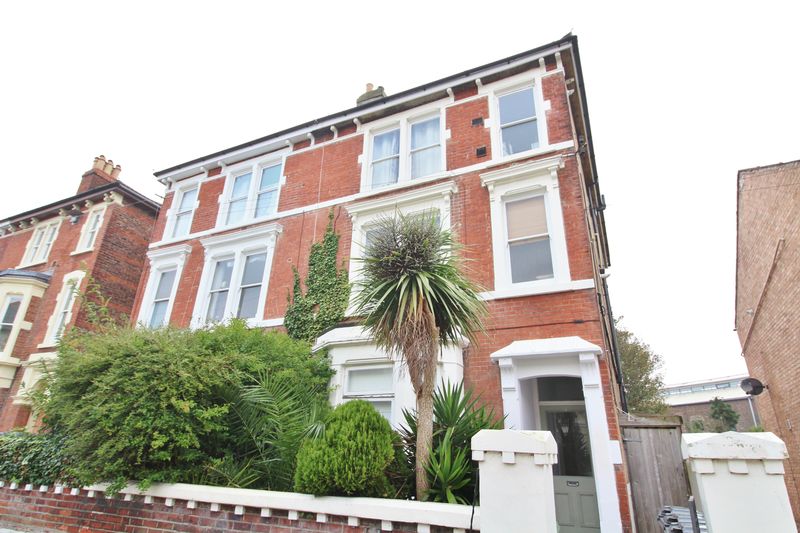 Flat Victoria Grove in Portsmouth