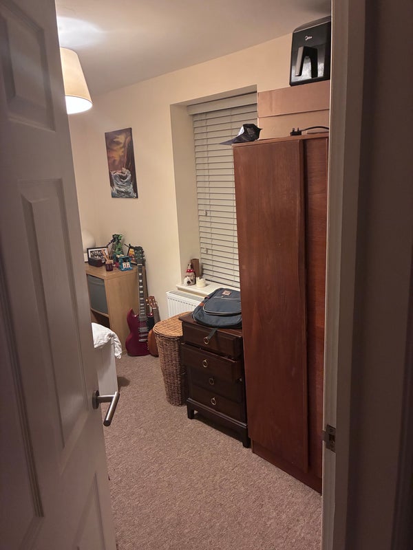 Room Beauley Road in Bristol