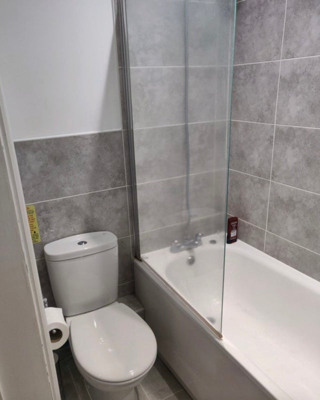 Room Beauley Road in Bristol