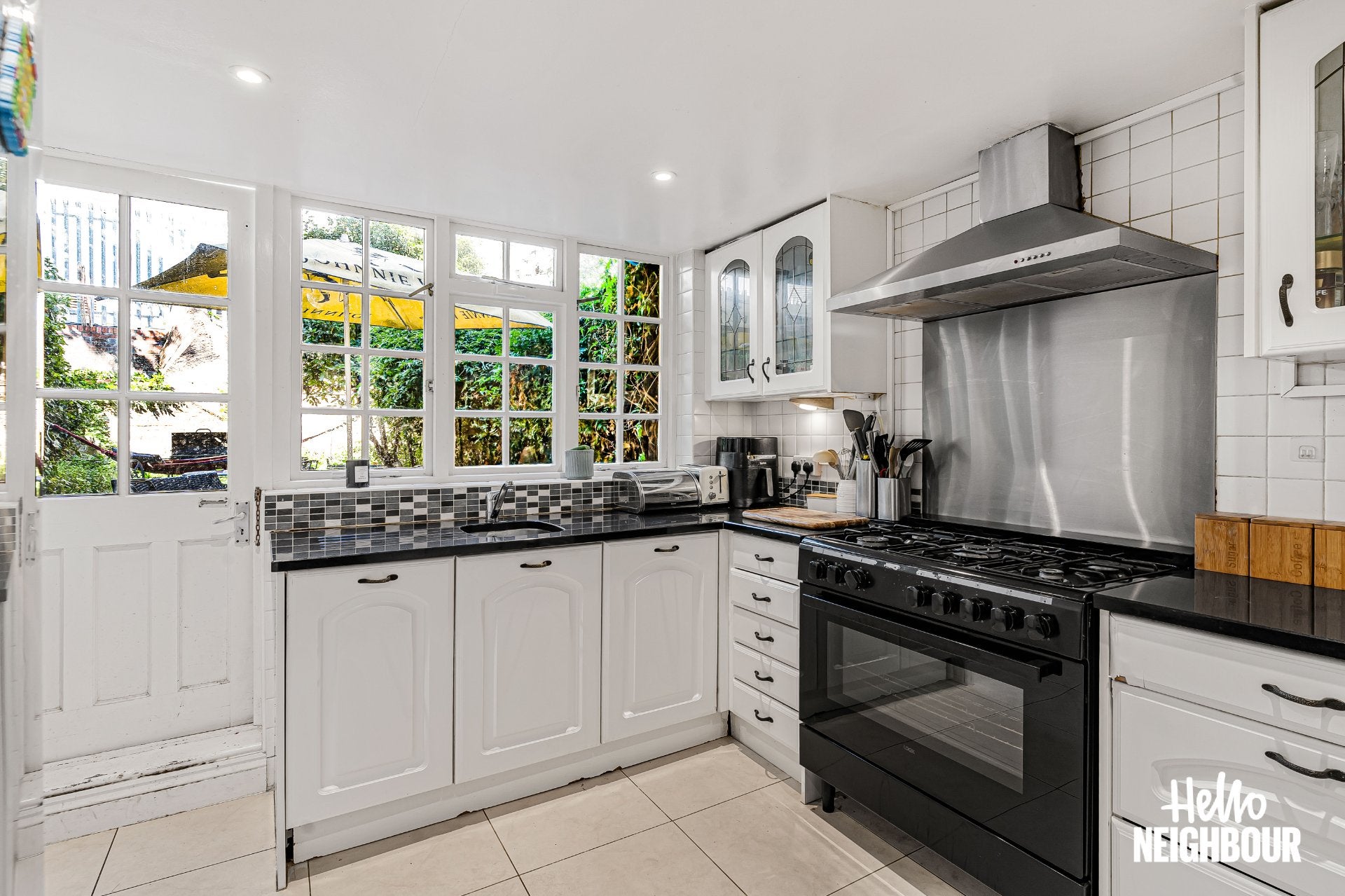 House Richmond Way in Greater London
