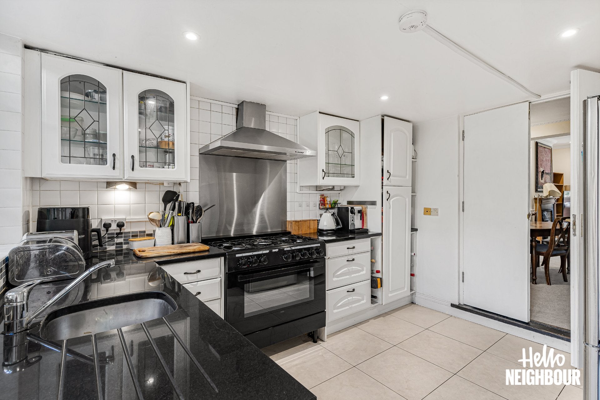 House Richmond Way in Greater London