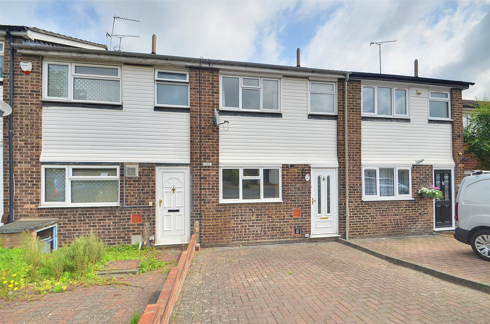 House Ladygate Lane in Greater London