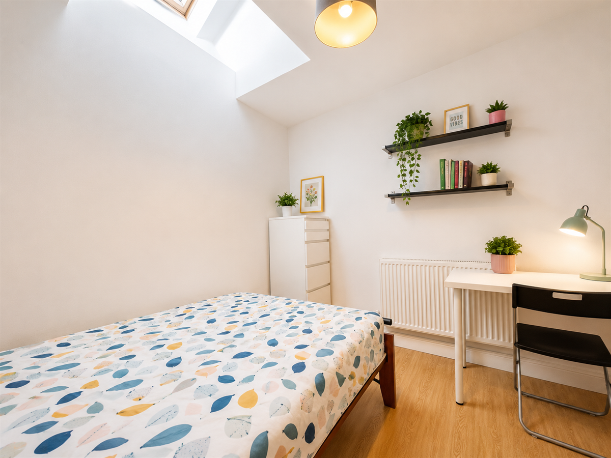 Flat Pierrepont Road in Rushcliffe