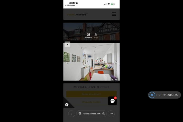 Room Curzon Street in Newcastle-under-Lyme
