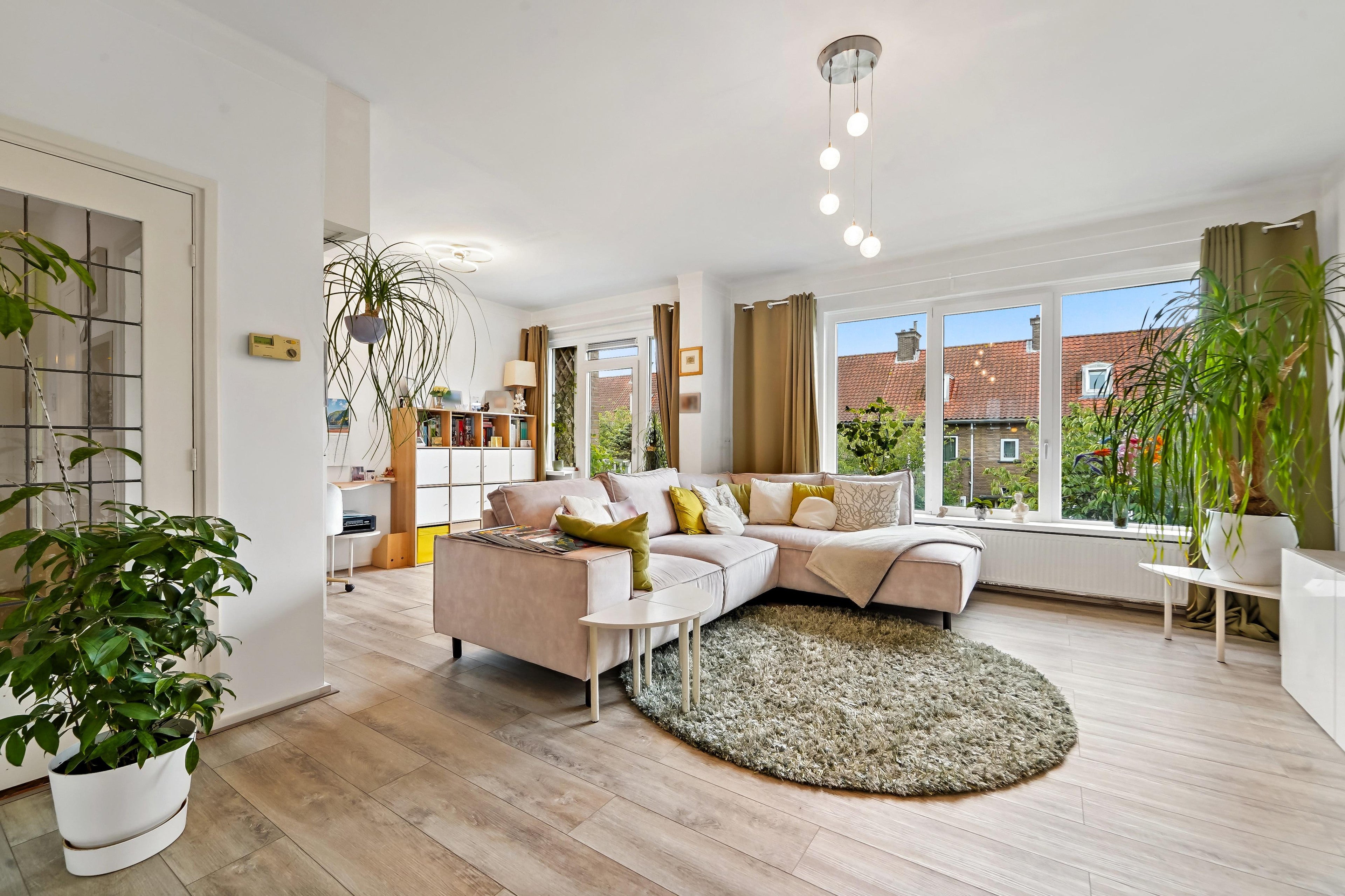 Appartement Hoefbladlaan 123 in Den Haag