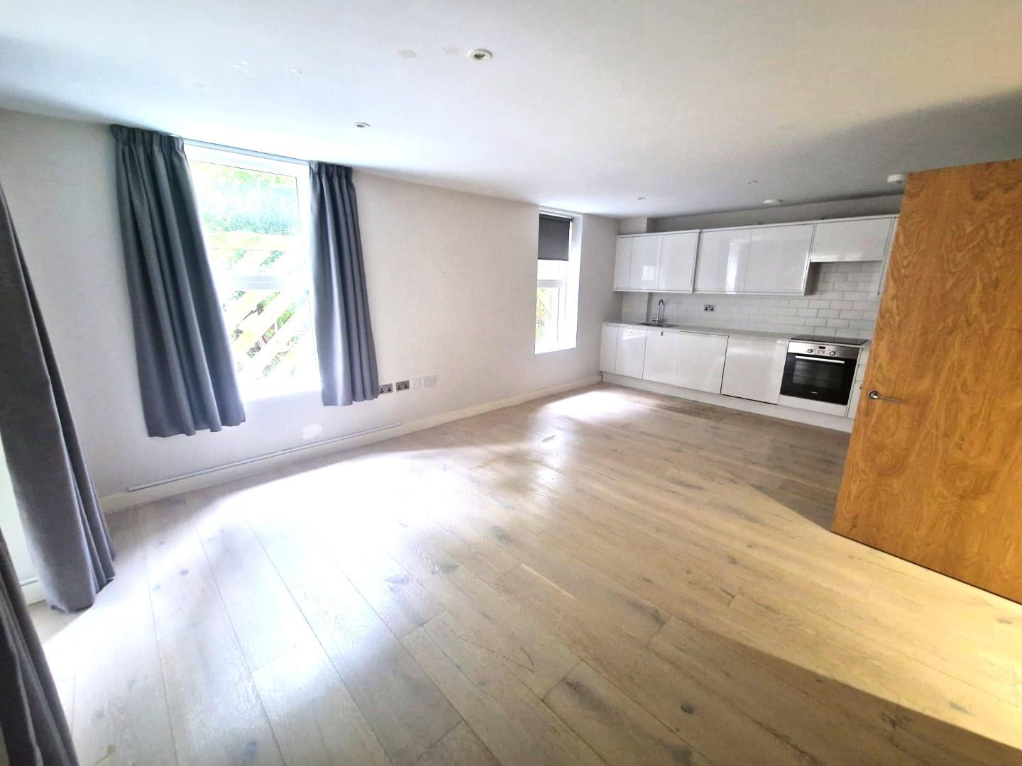 Flat Havannah Street in Greater London