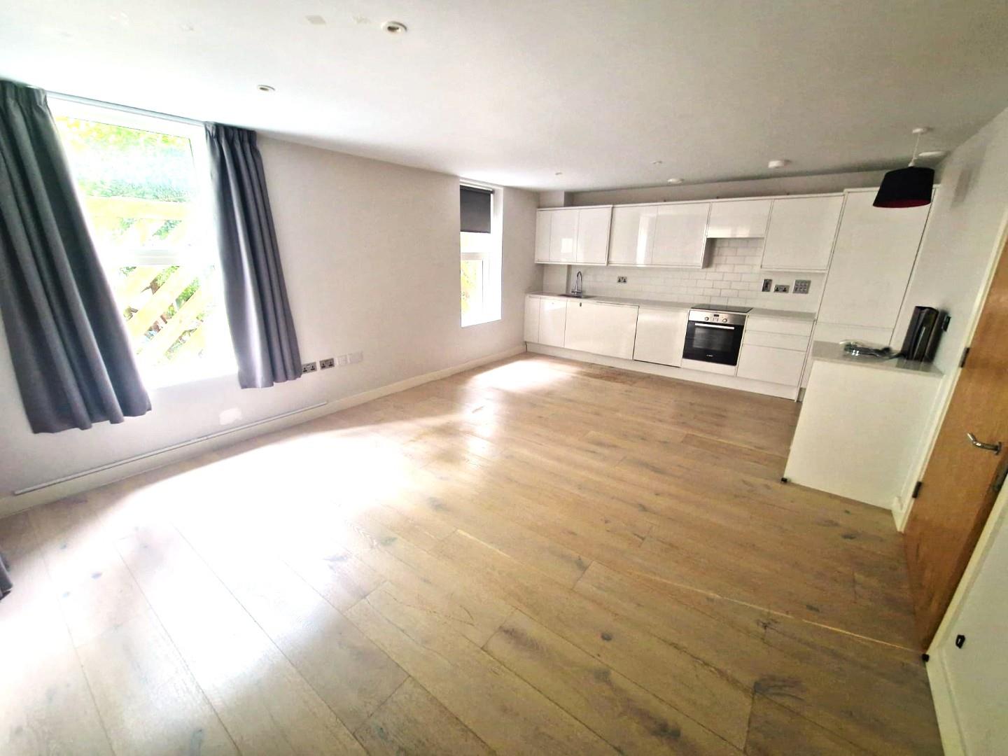 Flat Havannah Street in Greater London
