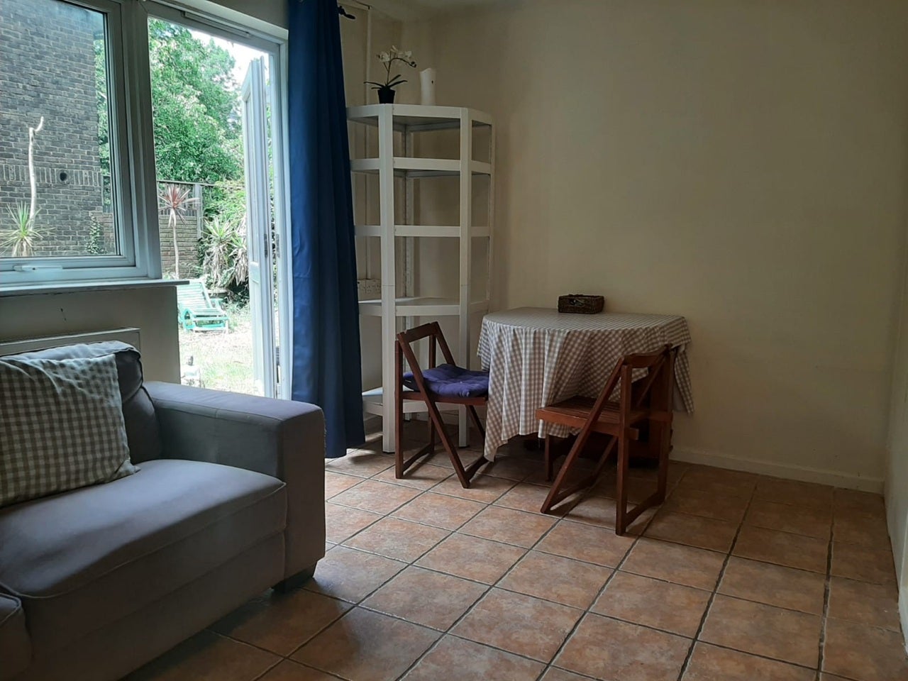 Flat Loughborough Park in Greater London