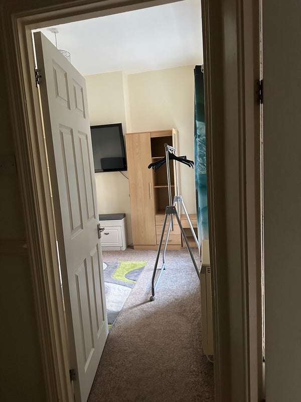 Room King Street in Abertridwr