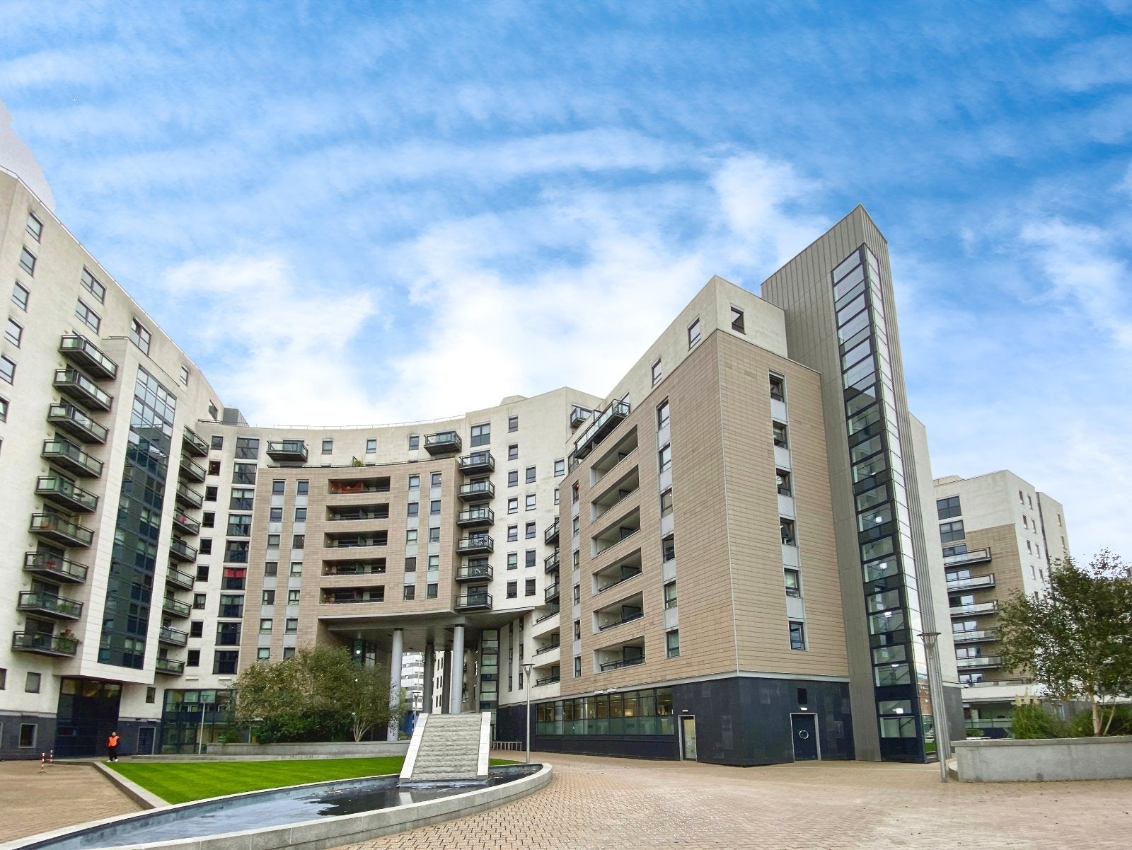 Flat Marsh Lane in Leeds