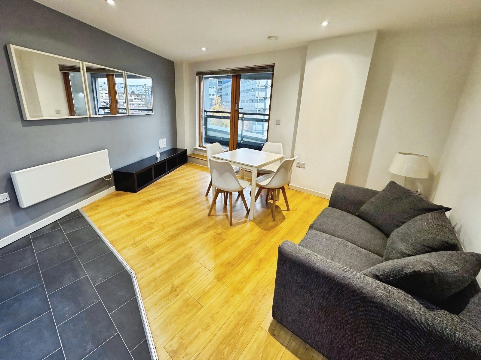 Flat Marsh Lane in Leeds