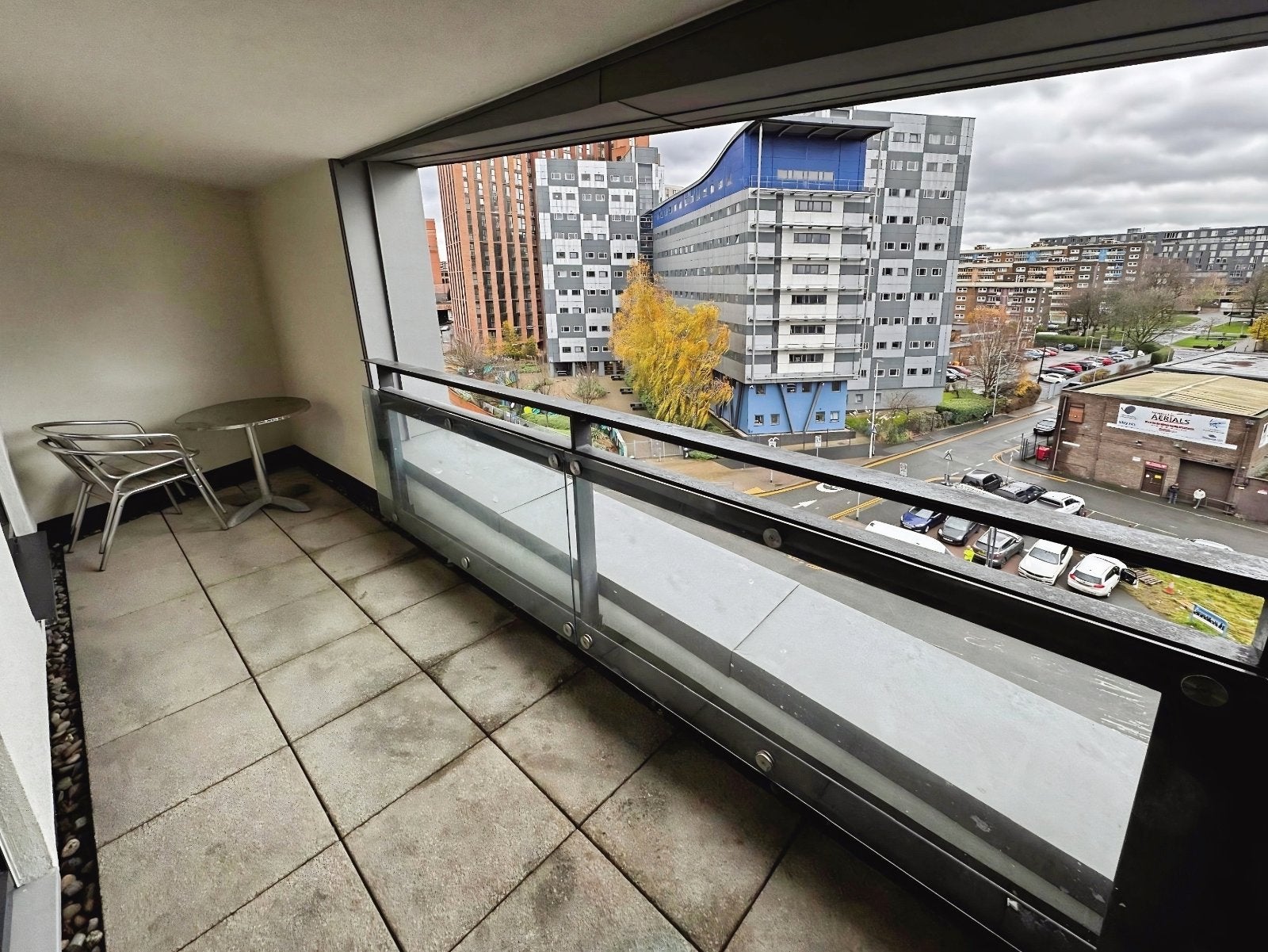 Flat Marsh Lane in Leeds