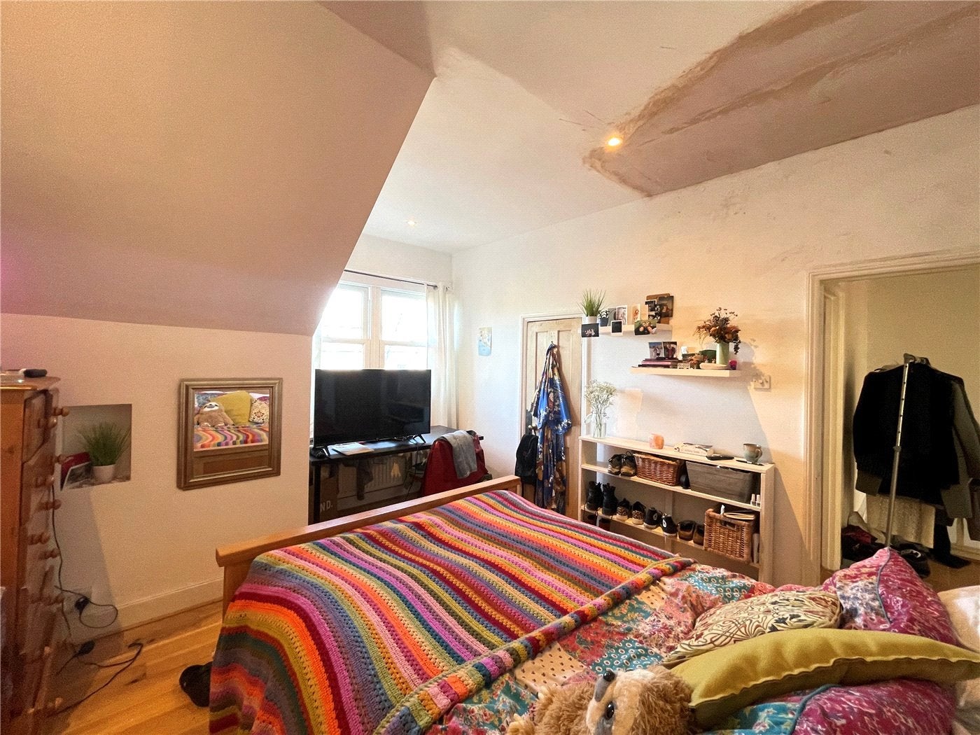 Flat Hillfield Avenue in Greater London