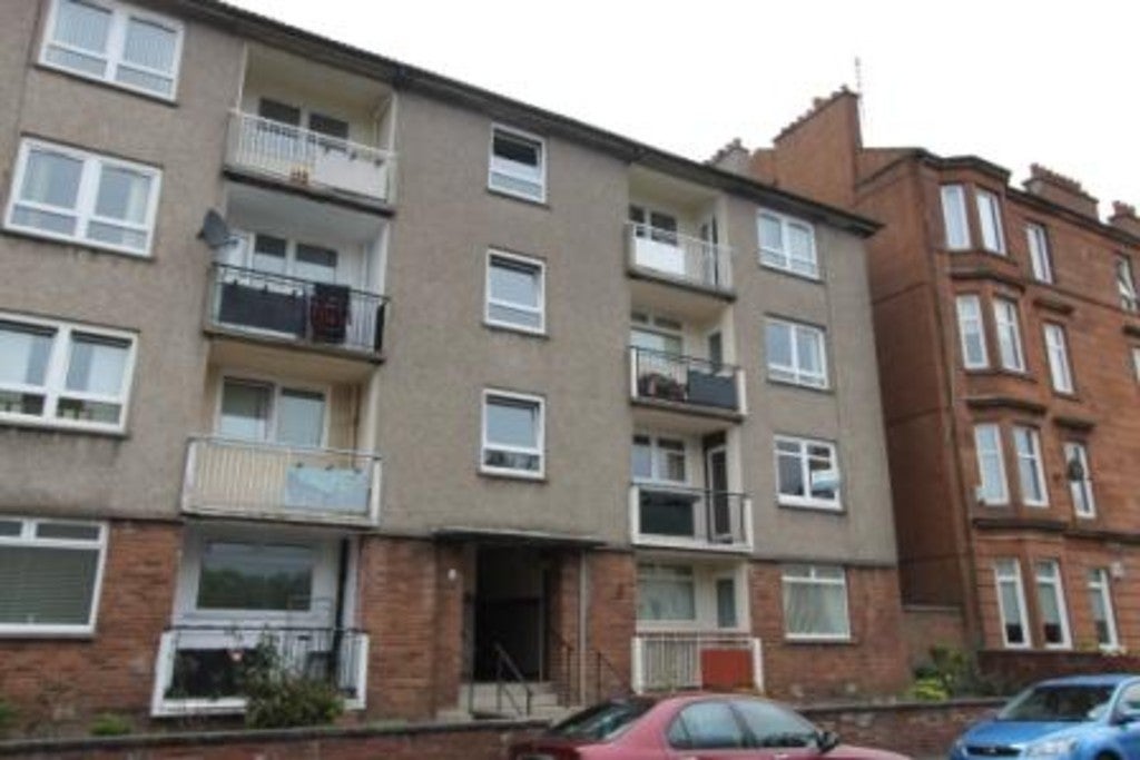 Flat Dodside Place in Glasgow