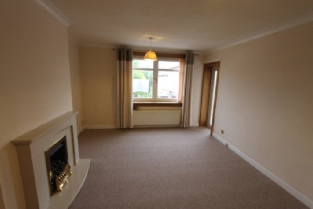 Flat Dodside Place in Glasgow