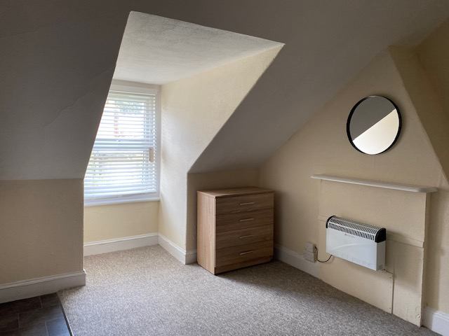 Room Manor Park in Bristol