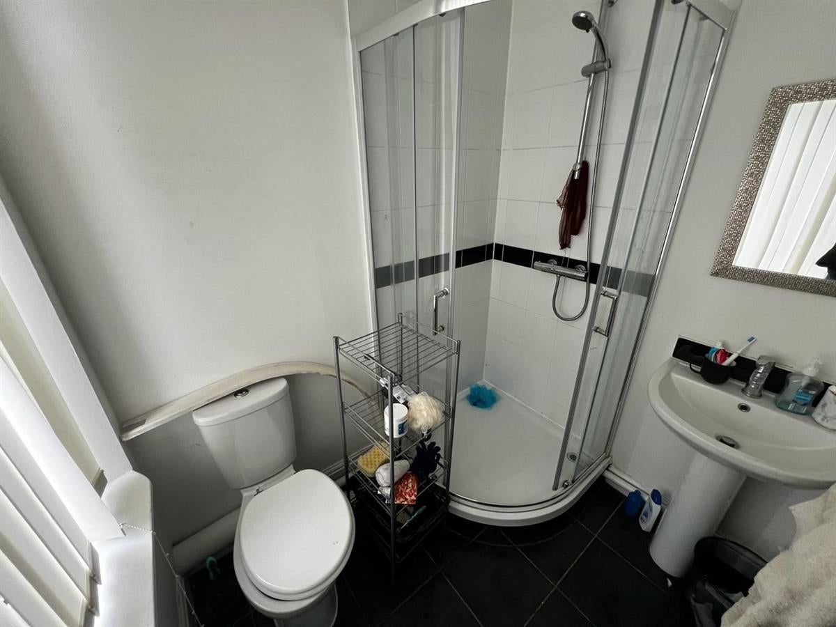 Room New Barton Street in Salford