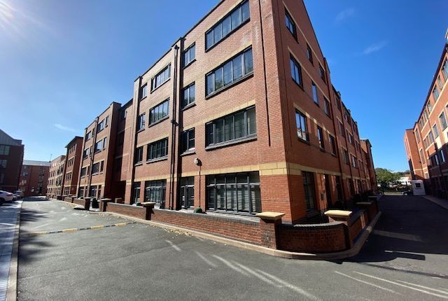 Flat Mint Drive in Birmingham