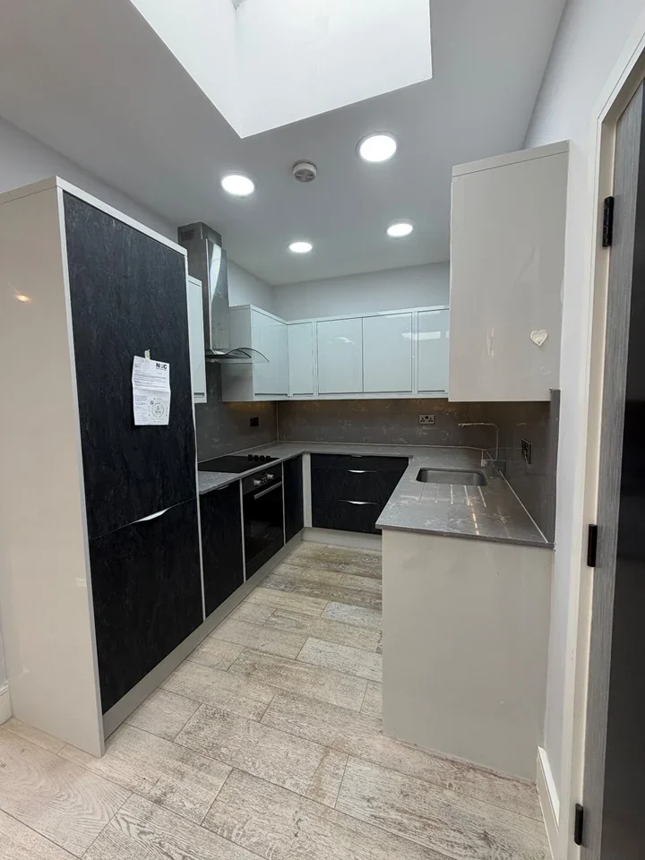 Flat Crossbrook Street in Cheshunt