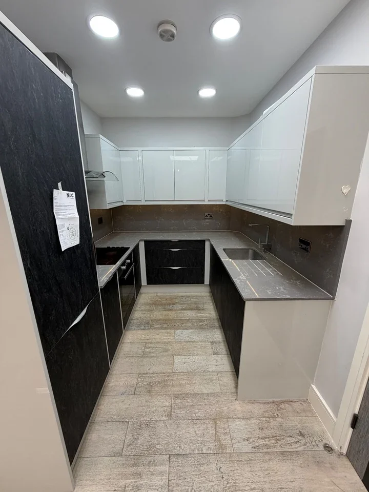 Flat Crossbrook Street in Cheshunt