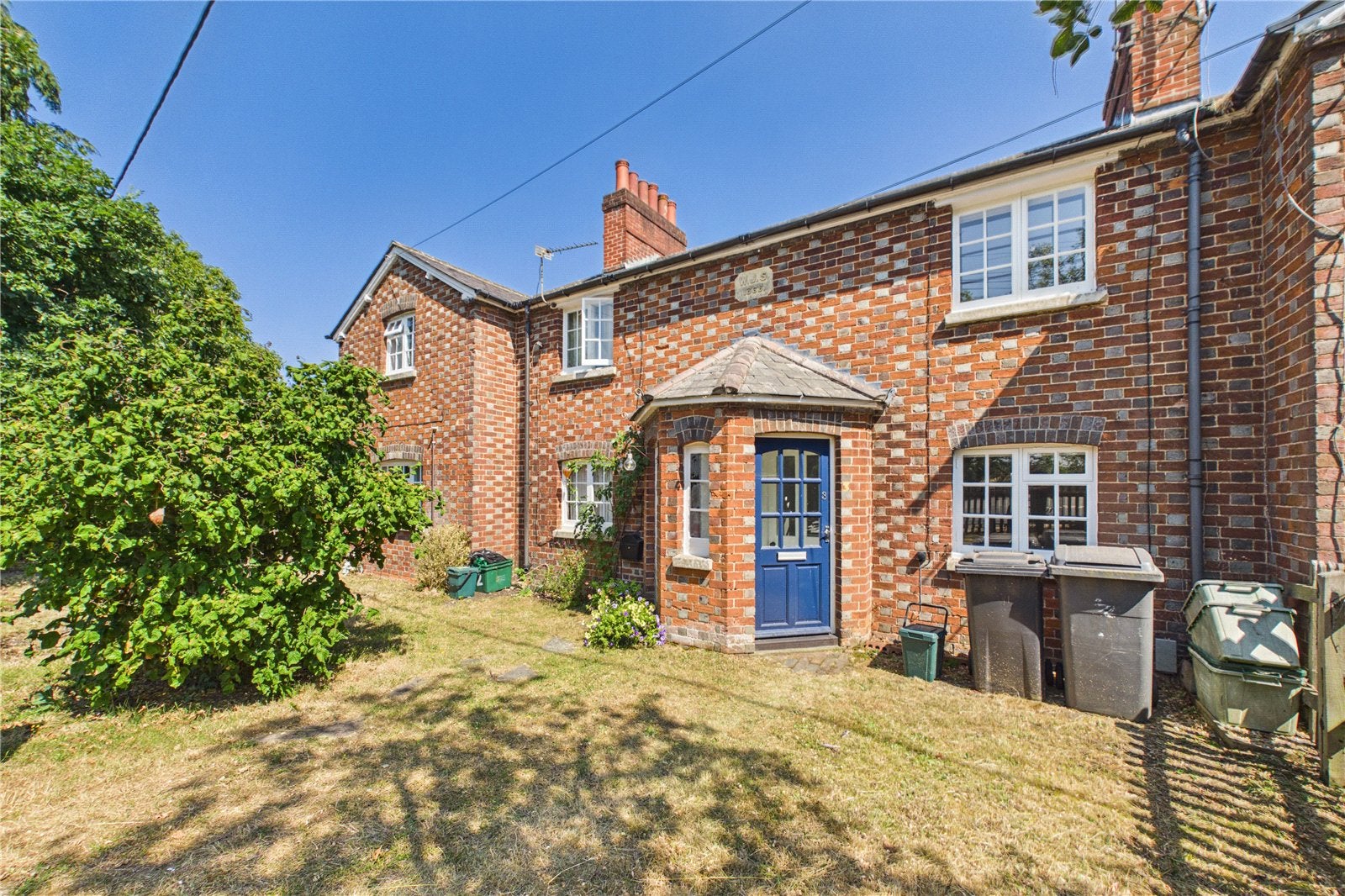 House Bath Road in Theale