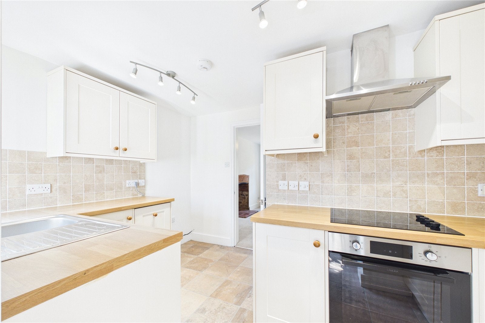 House Bath Road in Theale