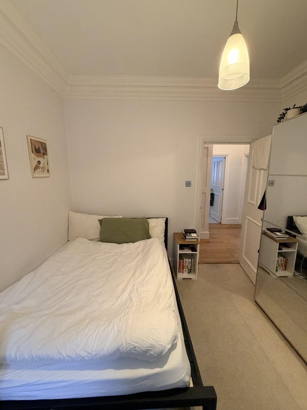 Room Riding House Street in City of Westminster
