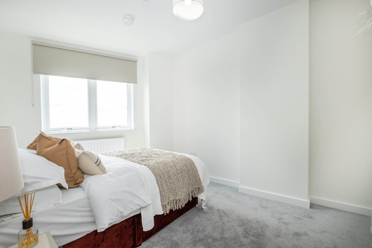Flat Elmsleigh Road in Borough of Spelthorne