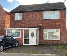 Room Connaught Road in Harborough