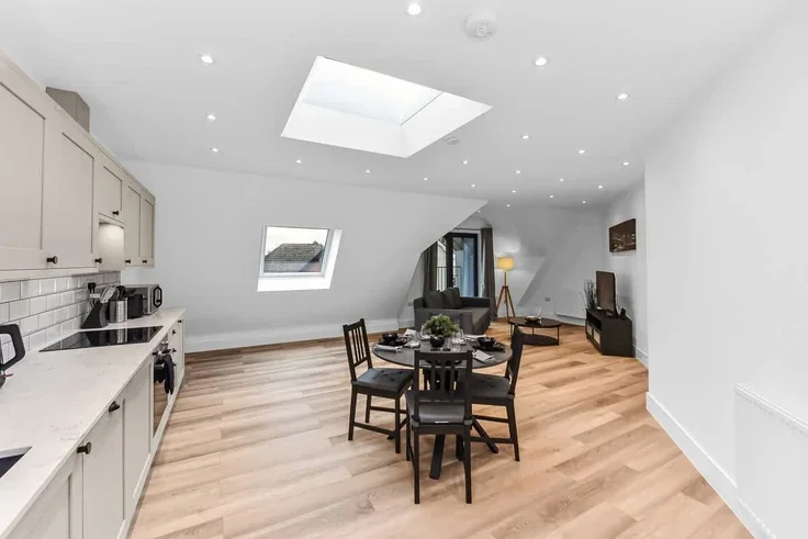 Flat Vincent Road in Greater London