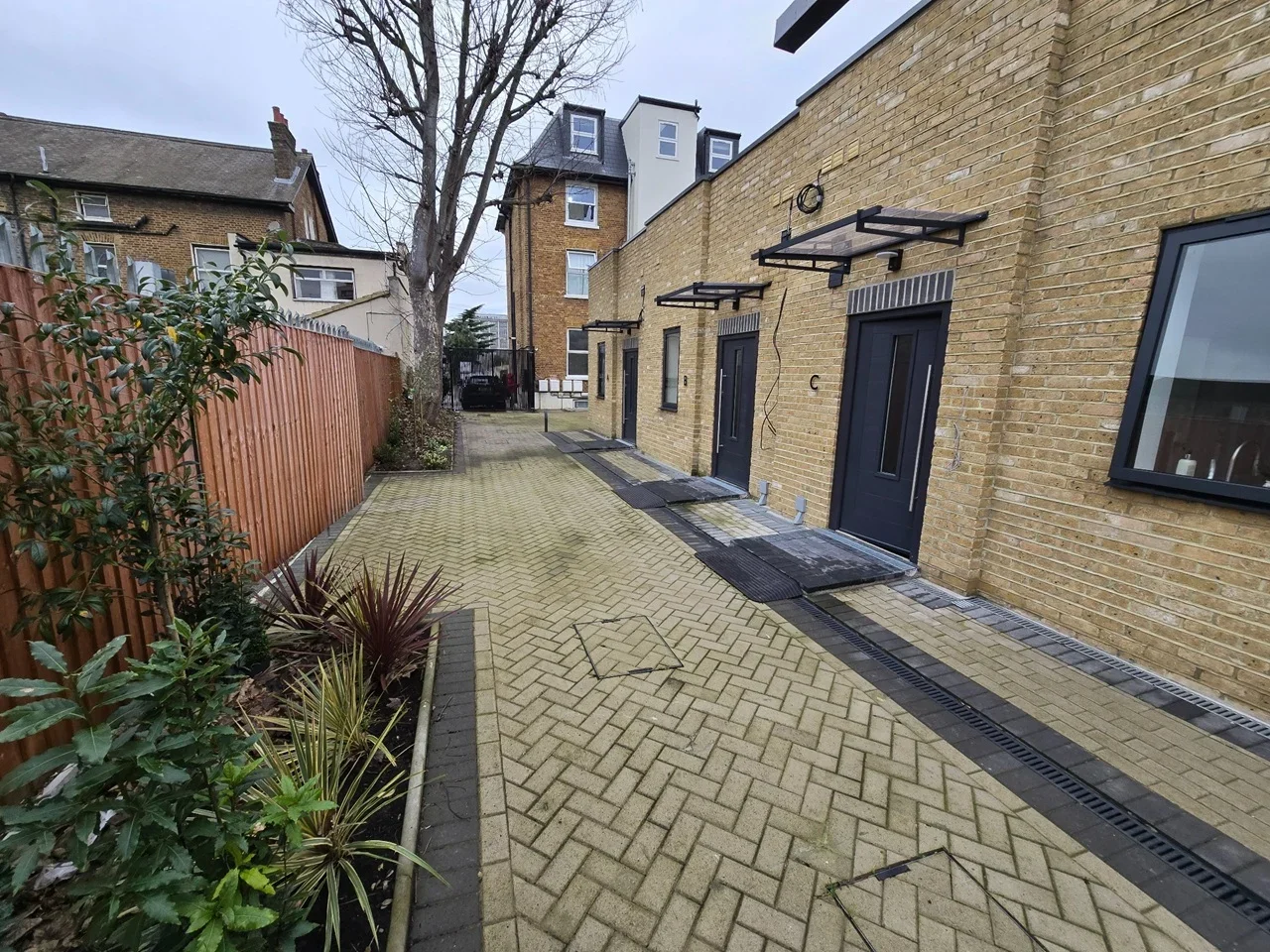 House Sydenham Road in Greater London