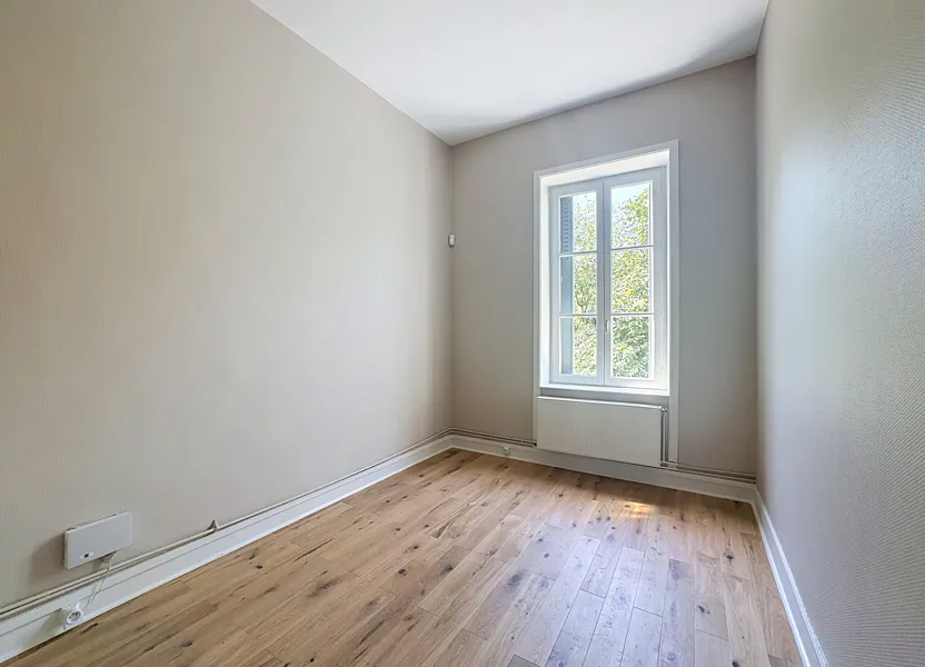 Appartement Rue du Petit Revoyet à Oullins-Pierre-Bénite