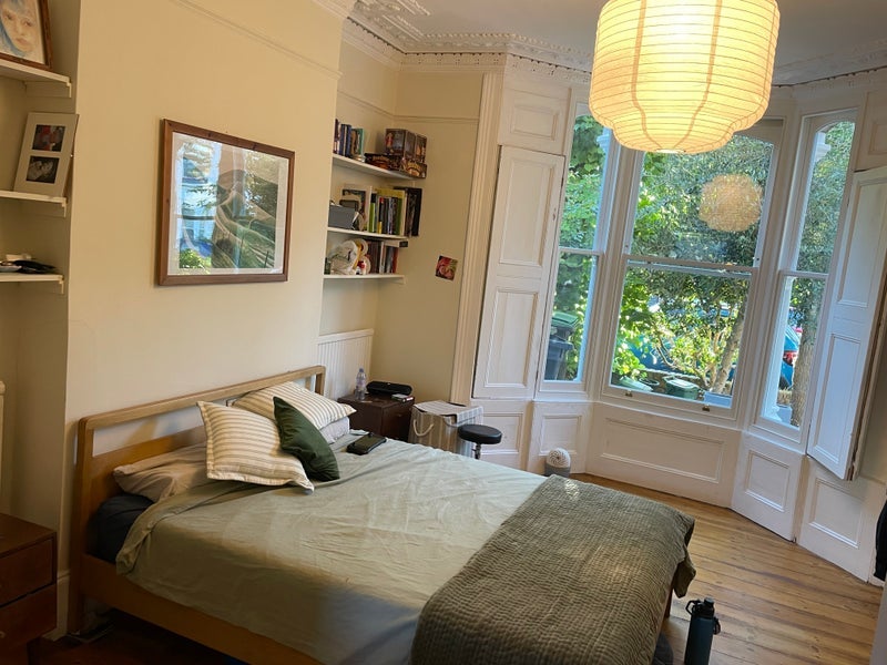 Flat Osborne Road in Greater London