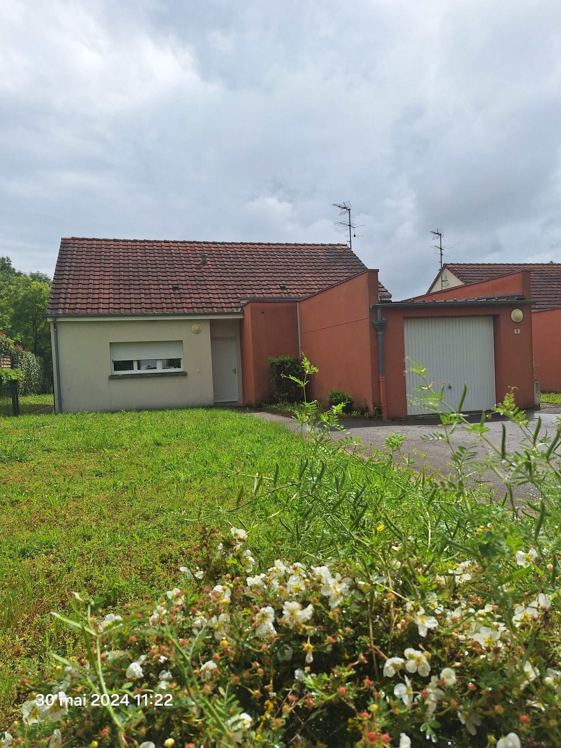 Maison Rue du Domaine d'En Bas à Beffes