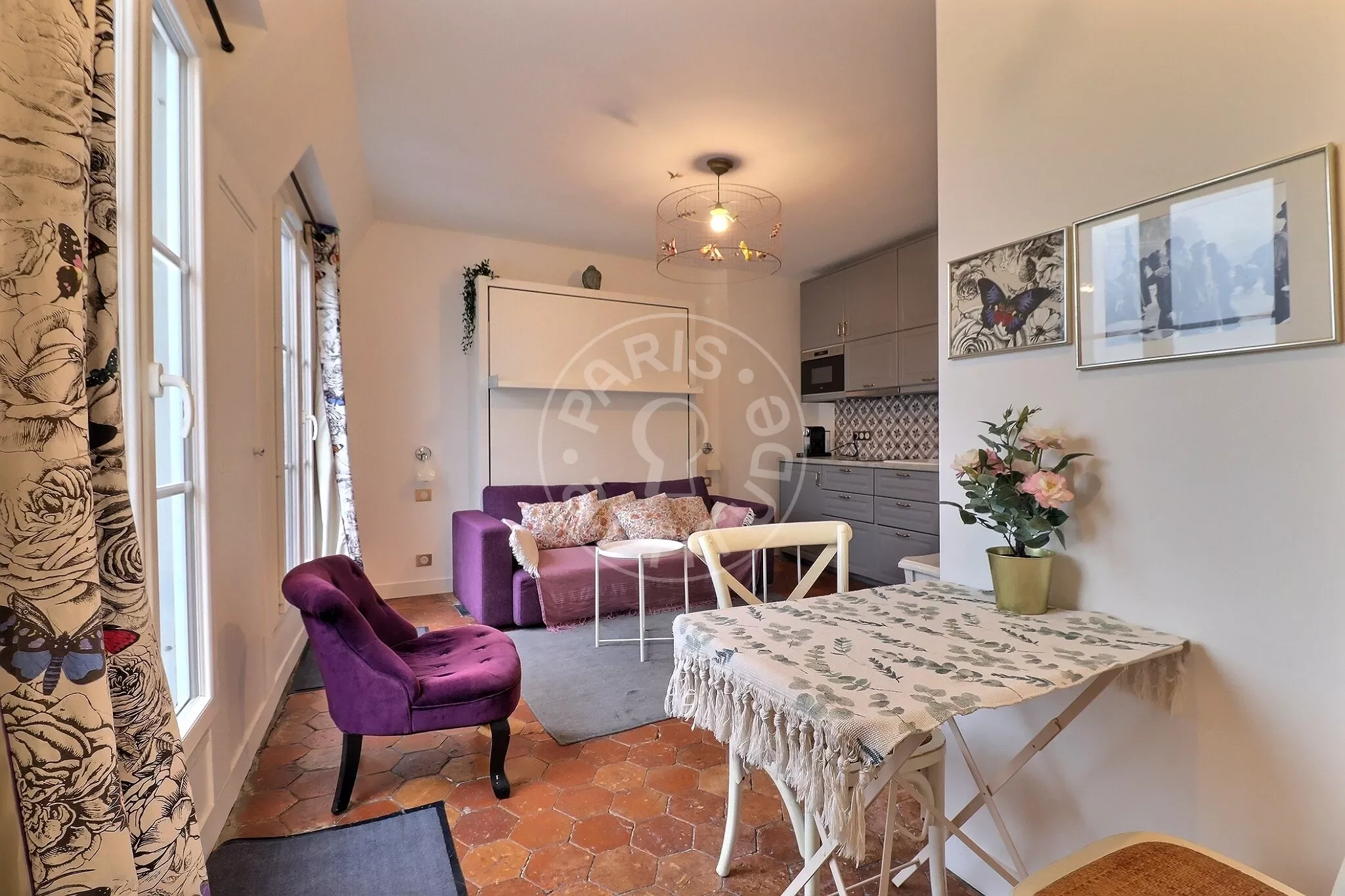 Flat Rue d'Arcole in Paris