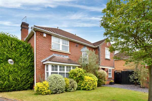 House St. Andrew's Gardens in Elmbridge