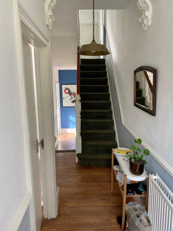 Room Cobham Road in Greater London